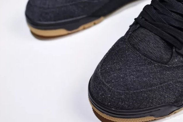 AO2571-001 Levi's 4 Jordan x Comfortable 'black' 535 Air 0628
